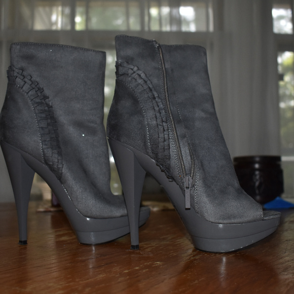 Micheal Anthonio Gray Magda Stiletto Ankle Boots - Picture 2 of 6